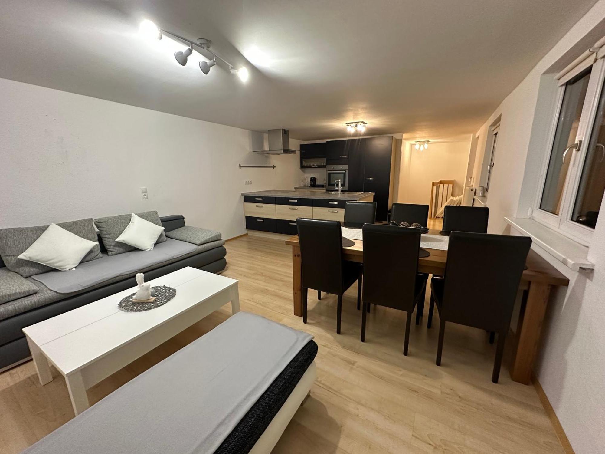 Maisonette-Apartment Mit Grosser Terrasse Im Zentrum Von Брегенц Екстериор снимка